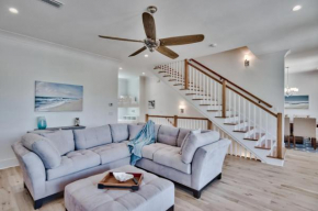 Sun Justice 4 bd 4bth close to beach
